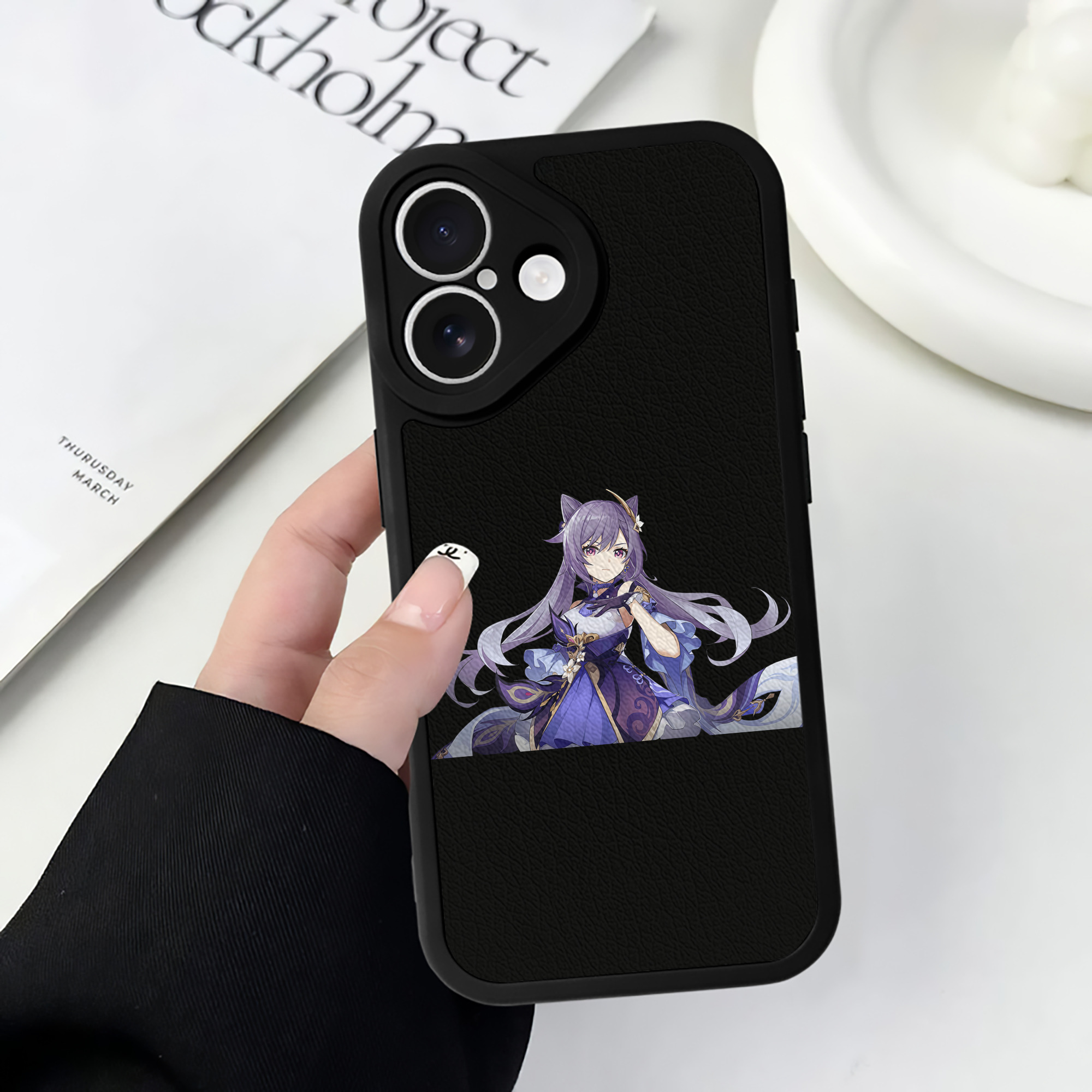 げんし神 刻晴 こくせい genshin Kokusei 【iPhone 16シリーズ対応】シリコンスマホケース（レザー調） 材質：シリコン